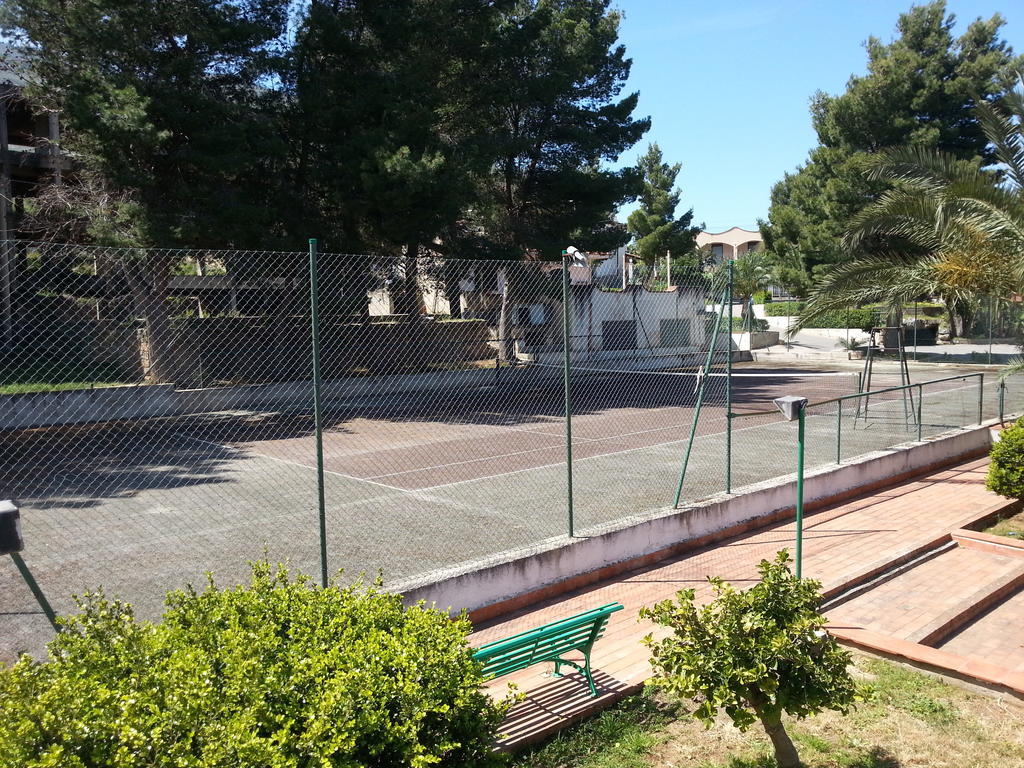 Hotel Azzolini Villagrazia Di Carini Esterno foto
