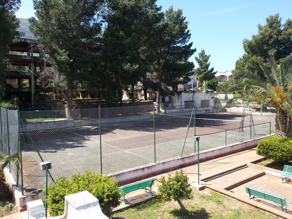 Hotel Azzolini Villagrazia Di Carini Esterno foto